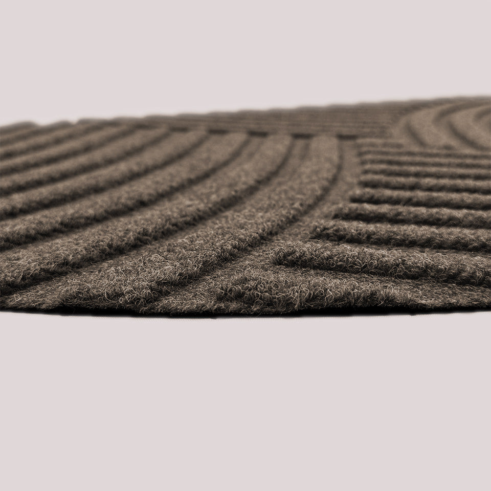 WaterHog Luxe Heartland indoor/outdoor mat showing the low profile in the color greige.