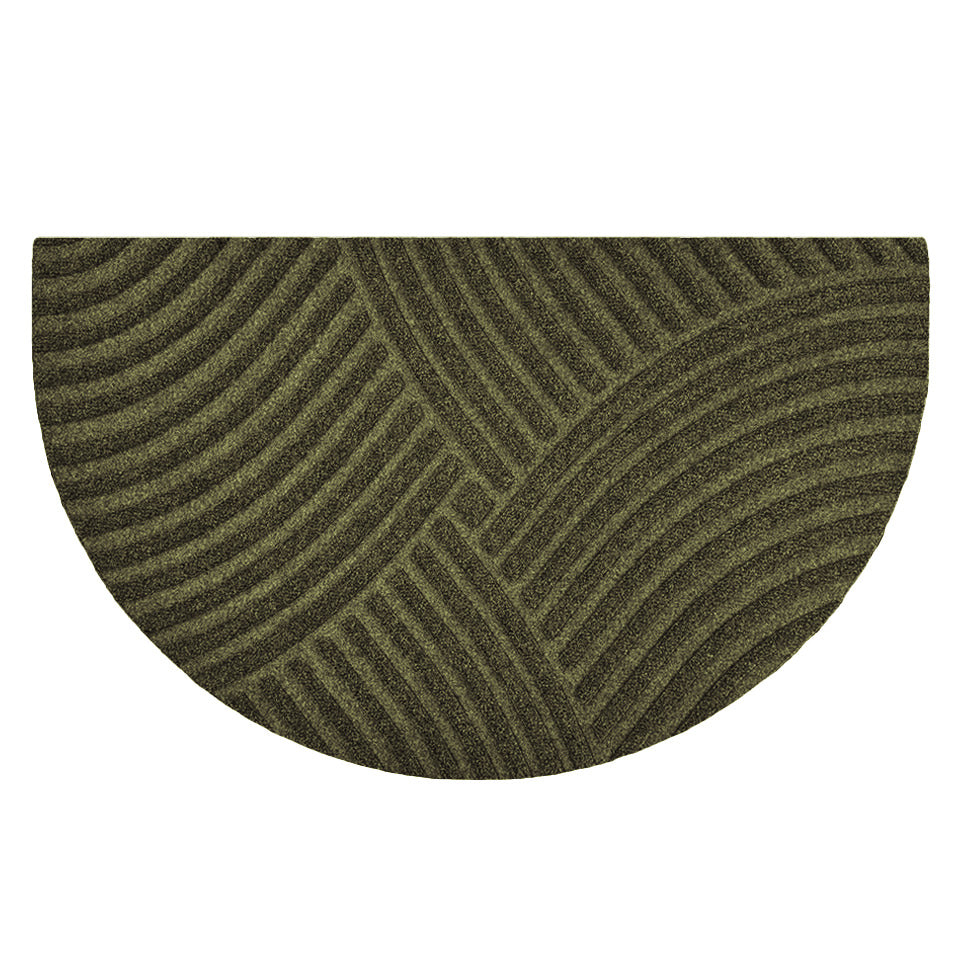 WaterHog Luxe’s Heartland design of a dreamy overlaying linear pattern crossing in the center in a olive green color.