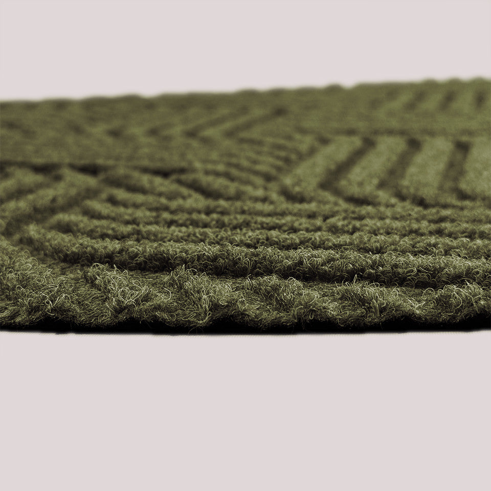 WaterHog Luxe Heymaker indoor/outdoor mat showing the non-snagging, low-profile in the color olive.
