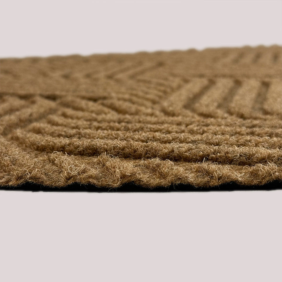 WaterHog Luxe Heymaker indoor/outdoor mat showing the non-snagging, low-profile in the color wheat.
