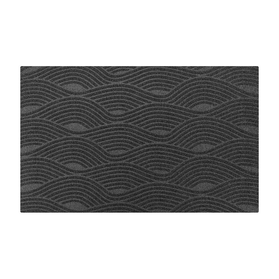 Organic lines creating a wave-like pattern on the Waves entrance doormat with bi-level non-shedding material in graphite.