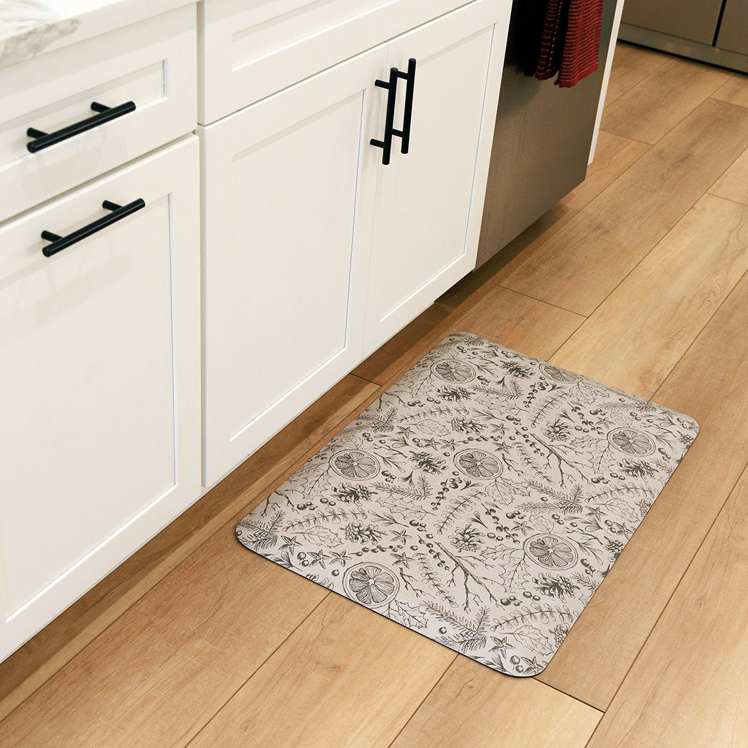 Fall Mulling Spice neutral anti-fatigue kitchen mat with wipeable surface and winter holiday design for kitchen comfort.