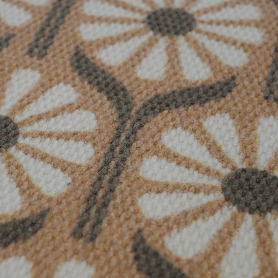 Retro Daises Doormat - Zoomed In Coir White