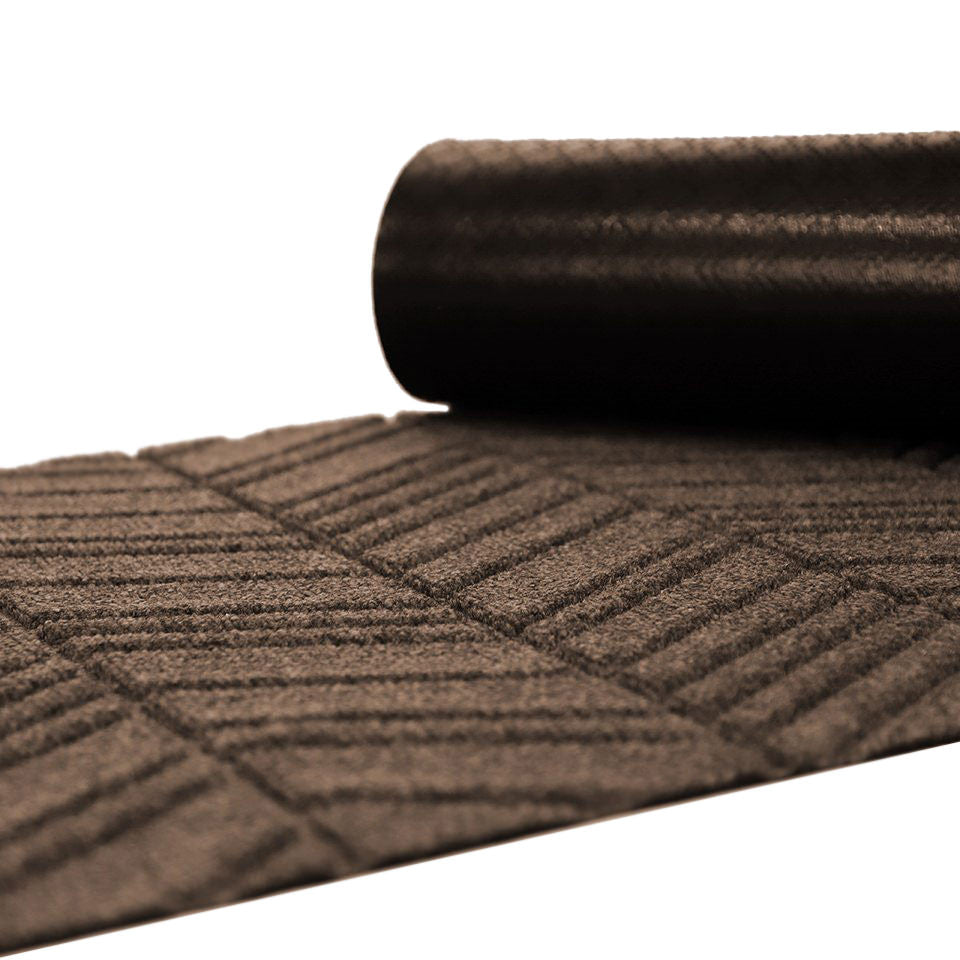 Close up of rubber backing on chevron styled bi level doormat