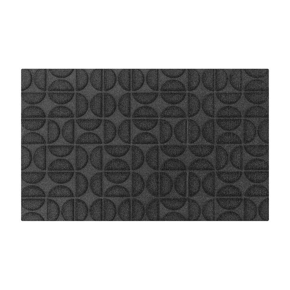 All-weather Hourglass mat with semi-circle alternating pattern in graphite.