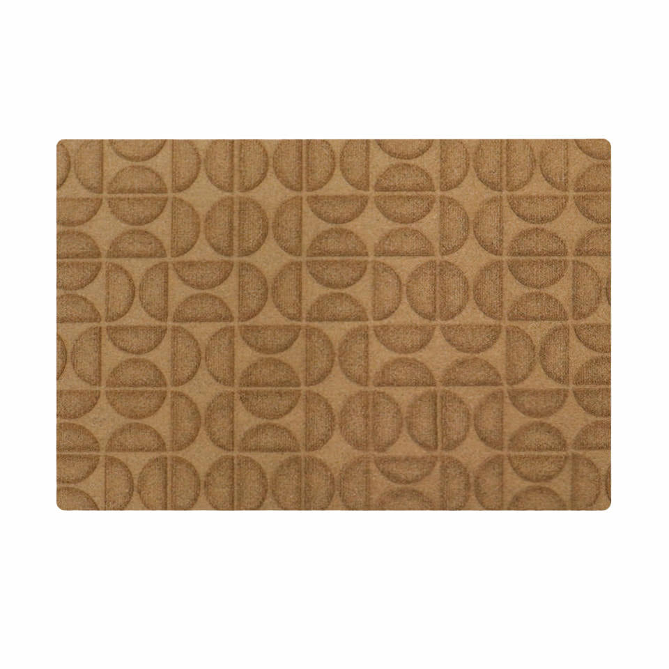 All-weather Hourglass mat with semi-circle alternating pattern in wheat.